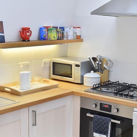 Charming Flat Near Earl'S Court Station, 4 Guests Appartamento Londra Esterno foto