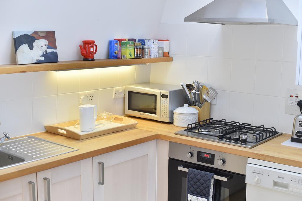 Charming Flat Near Earl'S Court Station, 4 Guests Appartamento Londra Esterno foto