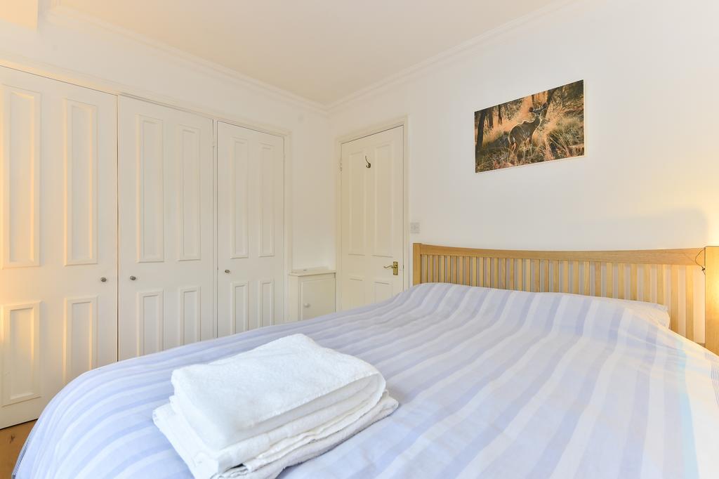 Charming Flat Near Earl'S Court Station, 4 Guests Appartamento Londra Esterno foto